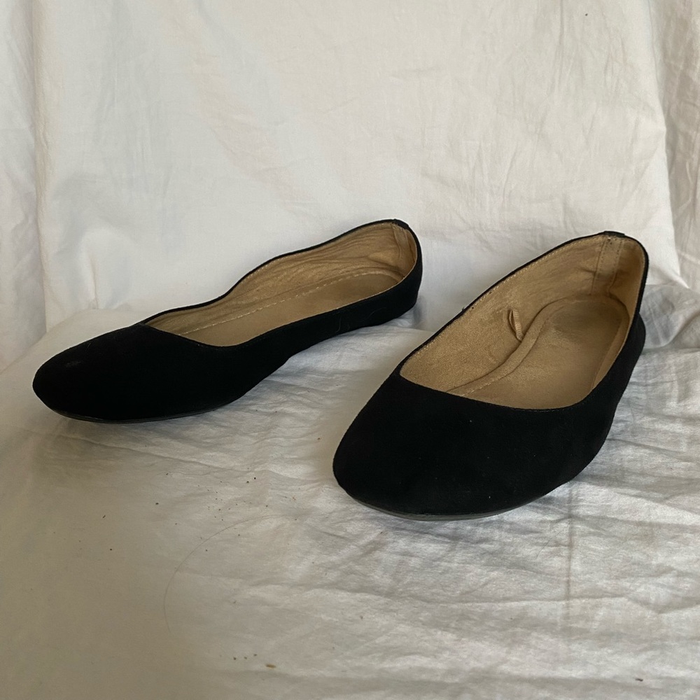 Black Ballet Flats
